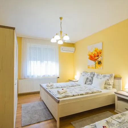 Korponyi Apartament