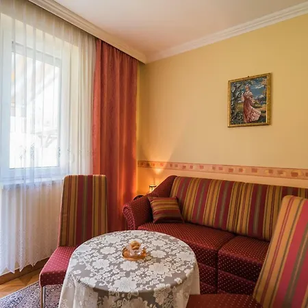 Korponyi Apartament