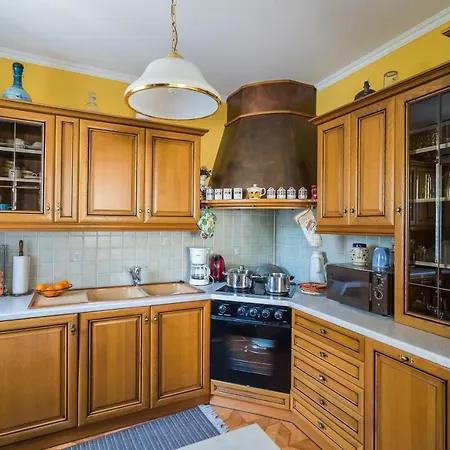 Korponyi Apartament *